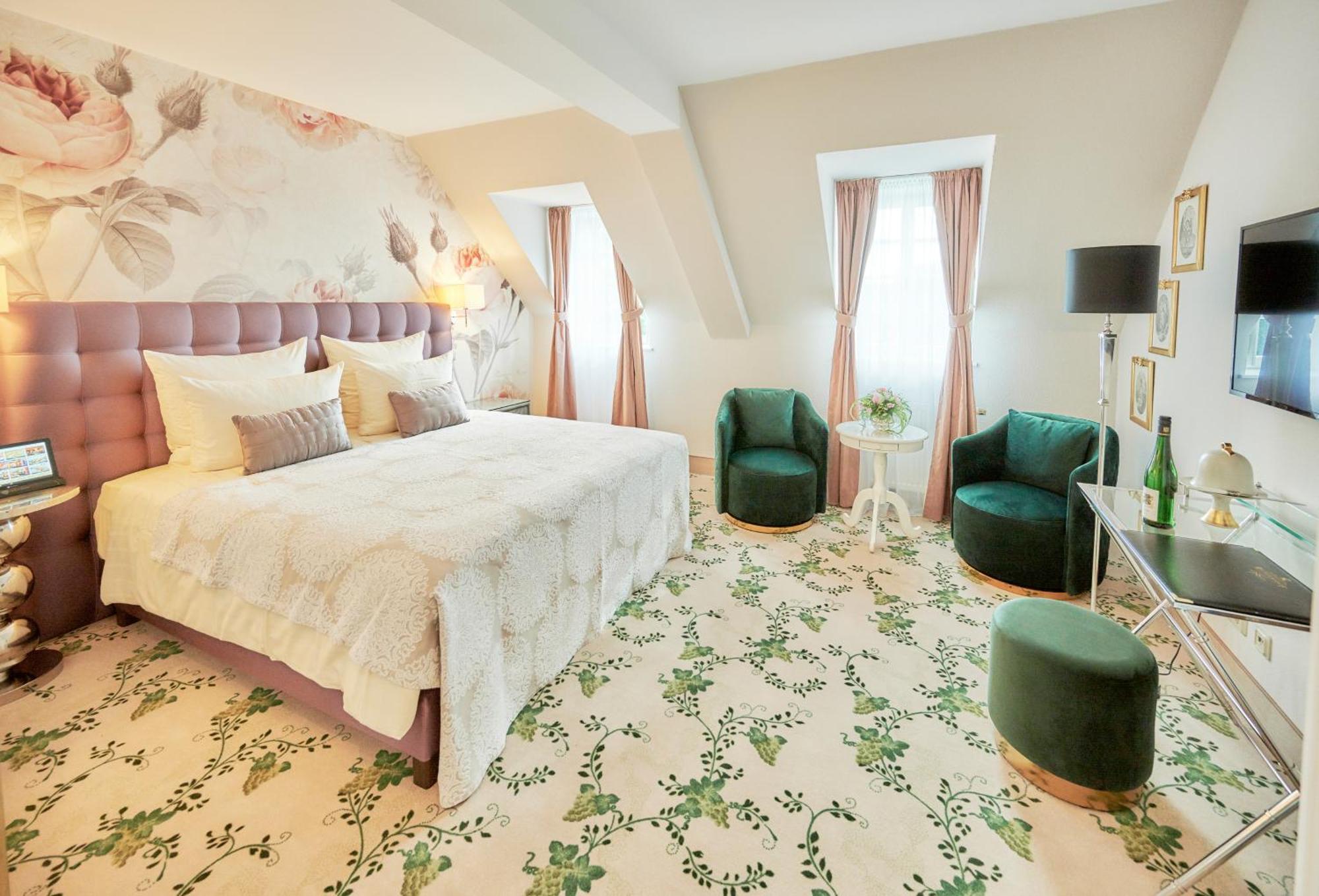 Weinromantikhotel Richtershof Mulheim an der Mosel Luaran gambar