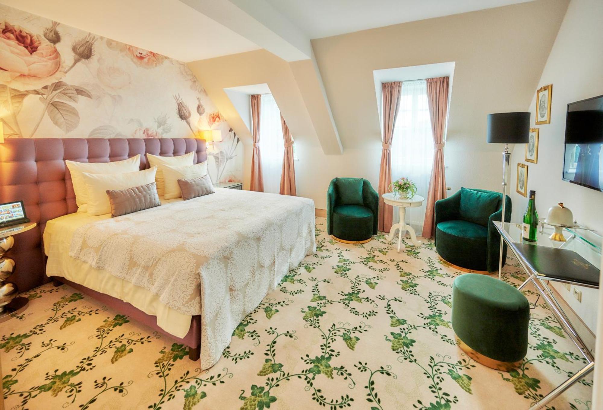 Weinromantikhotel Richtershof Mulheim an der Mosel Luaran gambar
